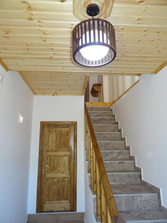 Guesthouse Riverside Берат Екстериор снимка