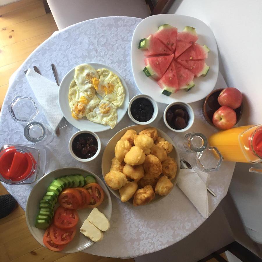 Guesthouse Riverside Берат Екстериор снимка