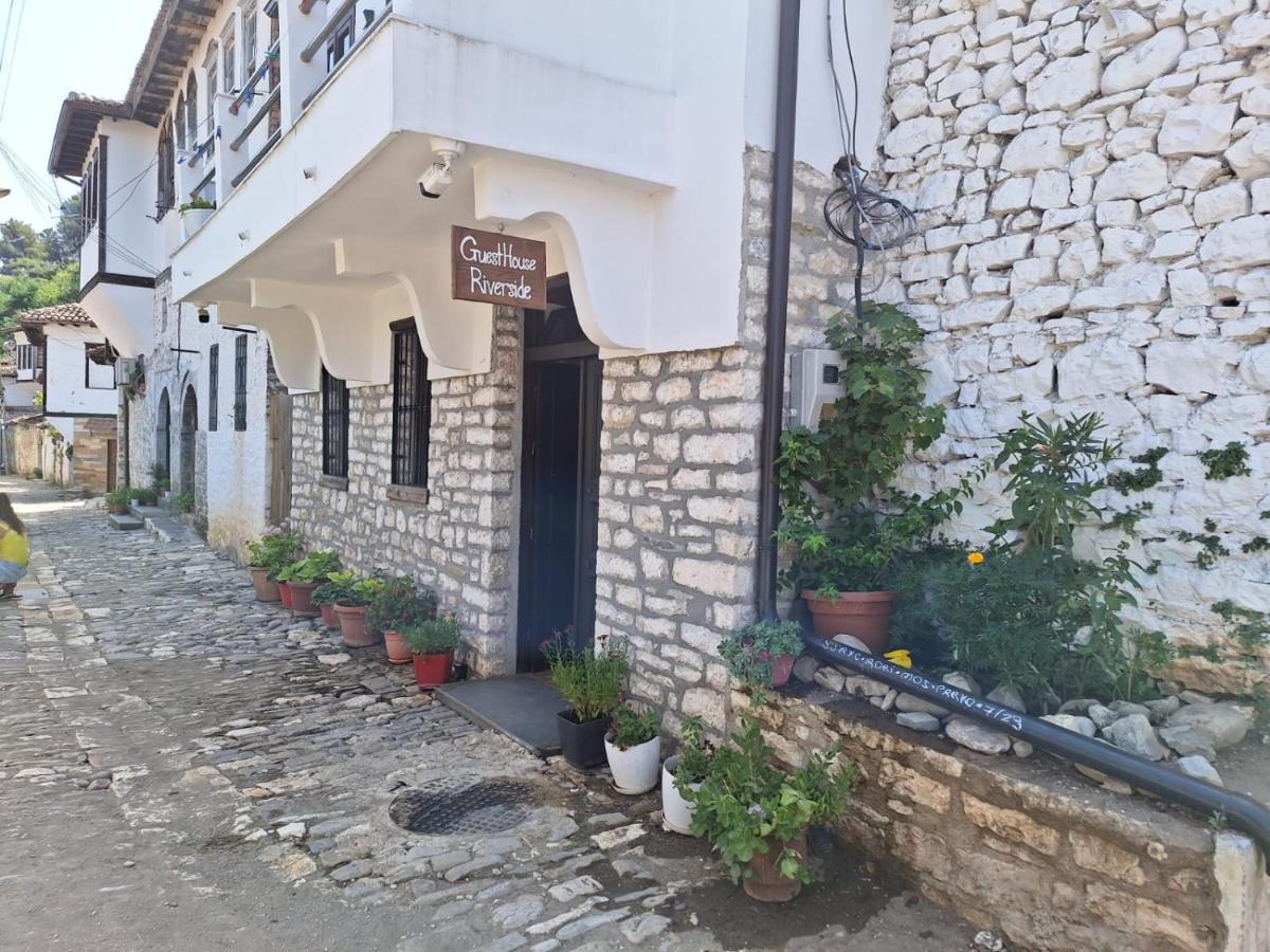 Guesthouse Riverside Берат Екстериор снимка